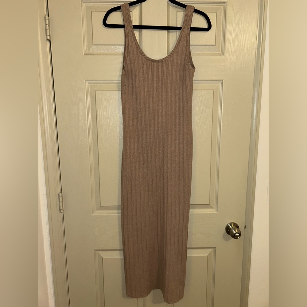Abercrombie & Fitch Ribbed Brown Maxi Dress - Picture 3 of 4
